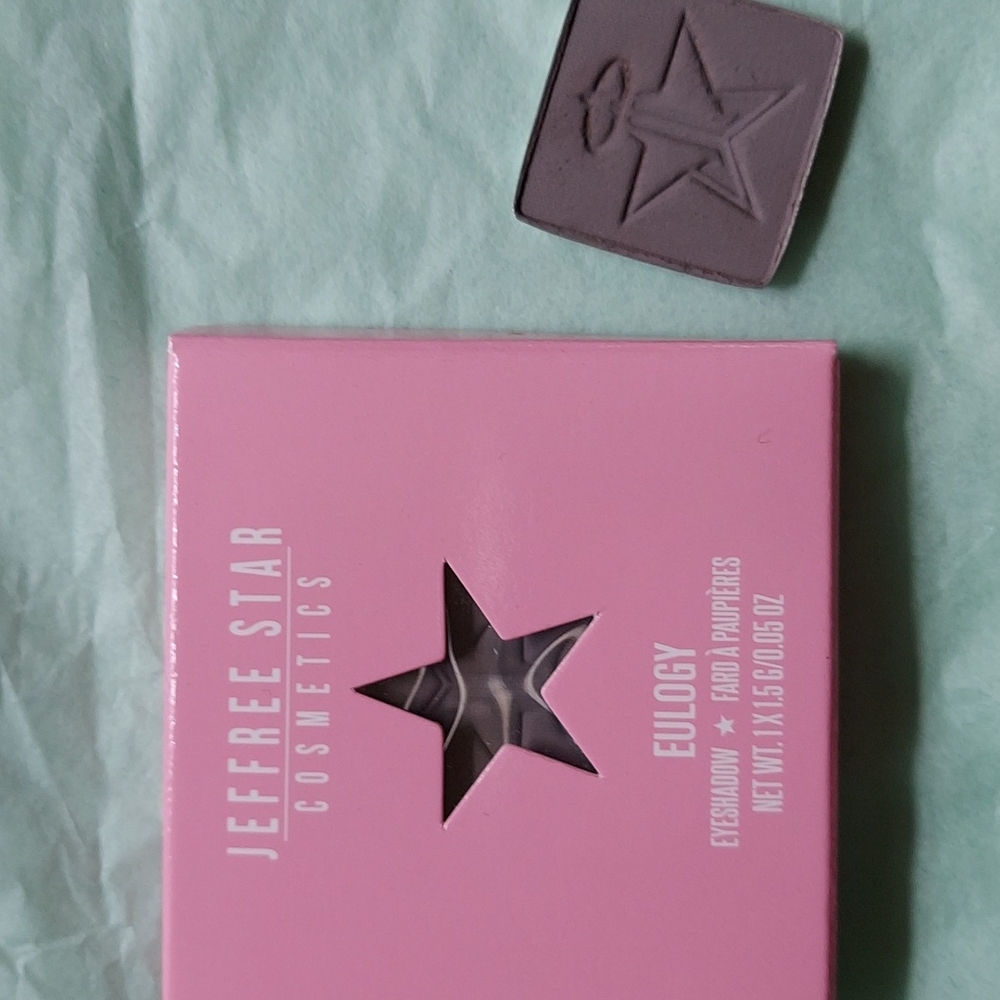 Jeffrey Star single eyeshadow